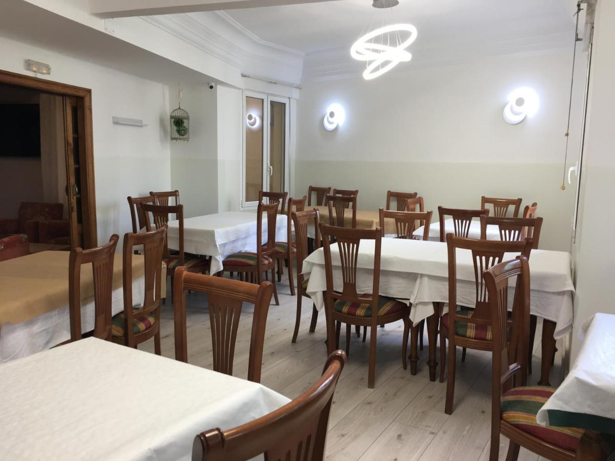 Hostal La Mexicana Santander Exterior photo