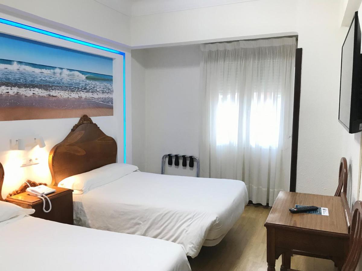 Hostal La Mexicana Santander Exterior photo