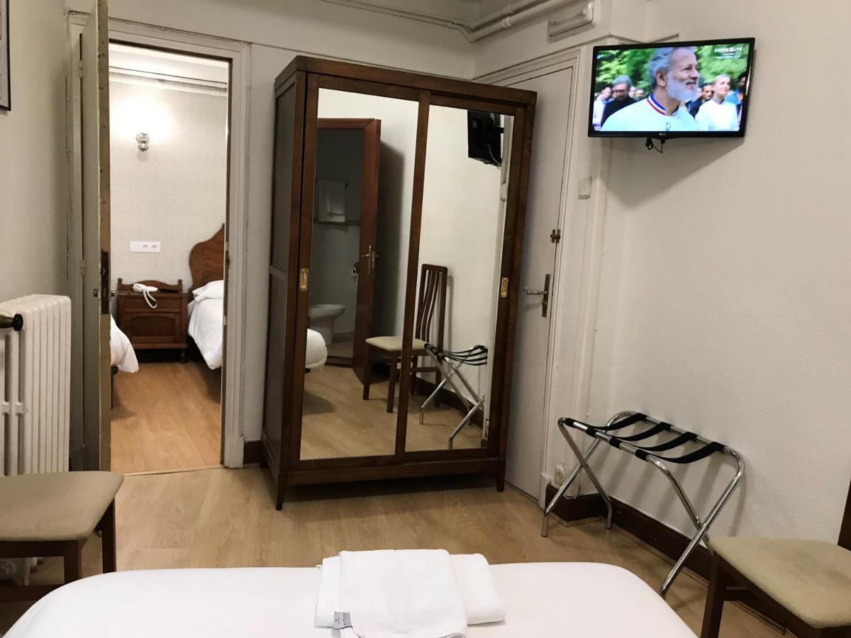 Hostal La Mexicana Santander Exterior photo